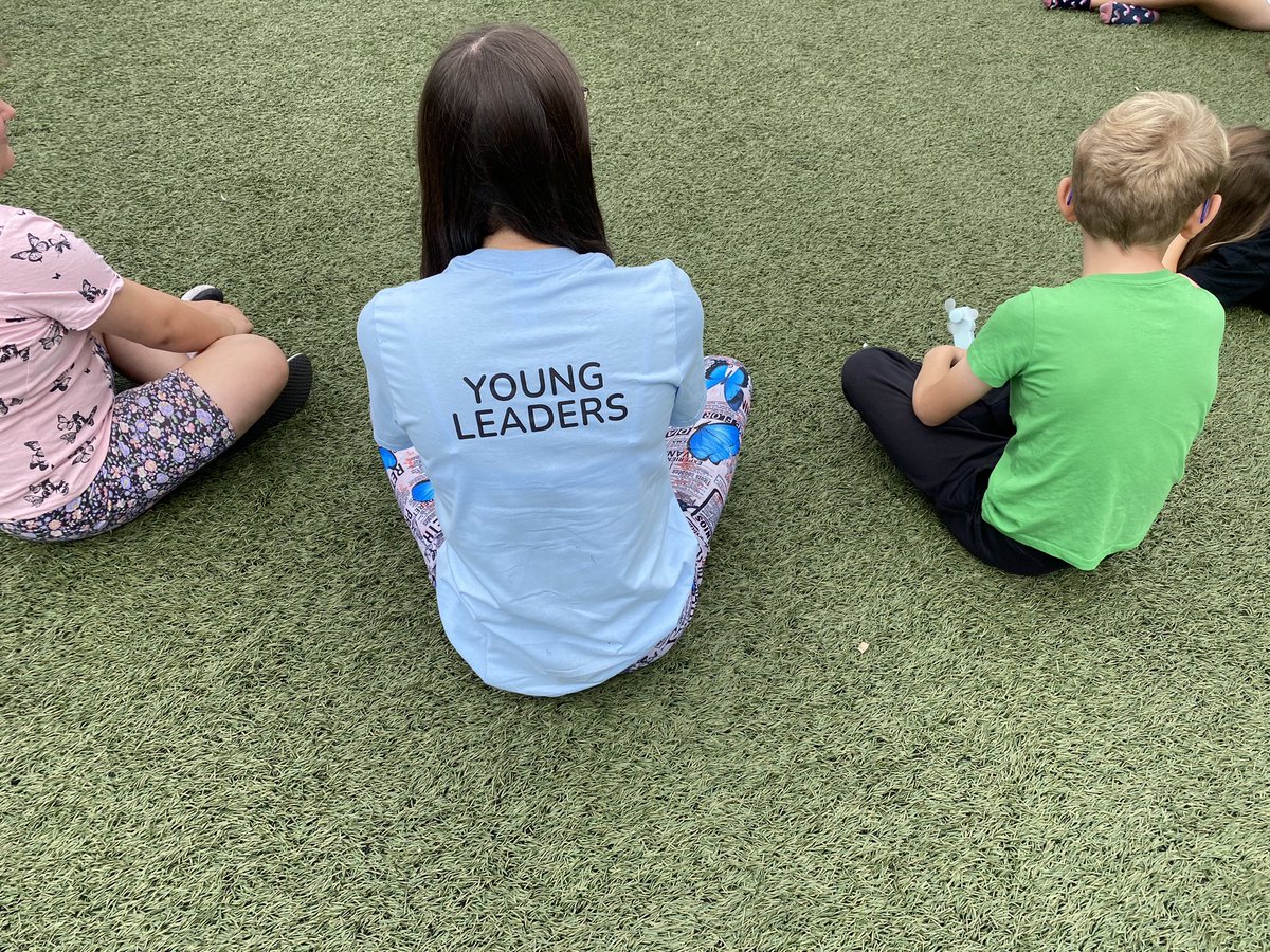 Hangout Youth tweet media