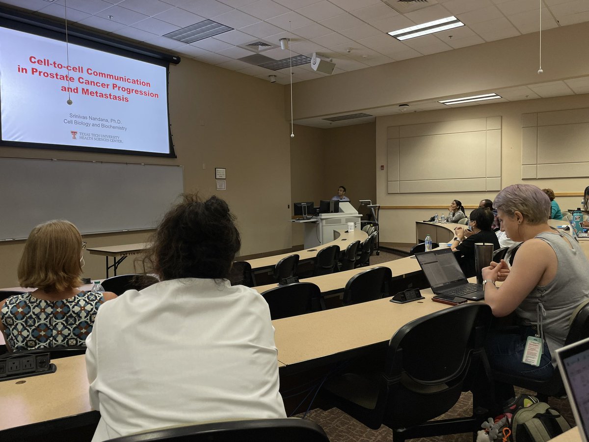 nnbt98's tweet photo. After learning about childhood cancer with Dr. Reynolds, we are taking a look at prostate cancer with Dr. Nandana! #gsbsretreat22 https://t.co/T8PIBKHPl1