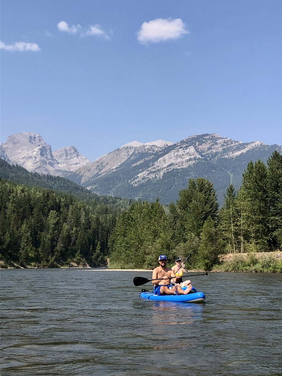 brandonpiller1's tweet image. Fernie has it all, such a great mountain town! 

#Fernie #RiverFloat #ElkRiver