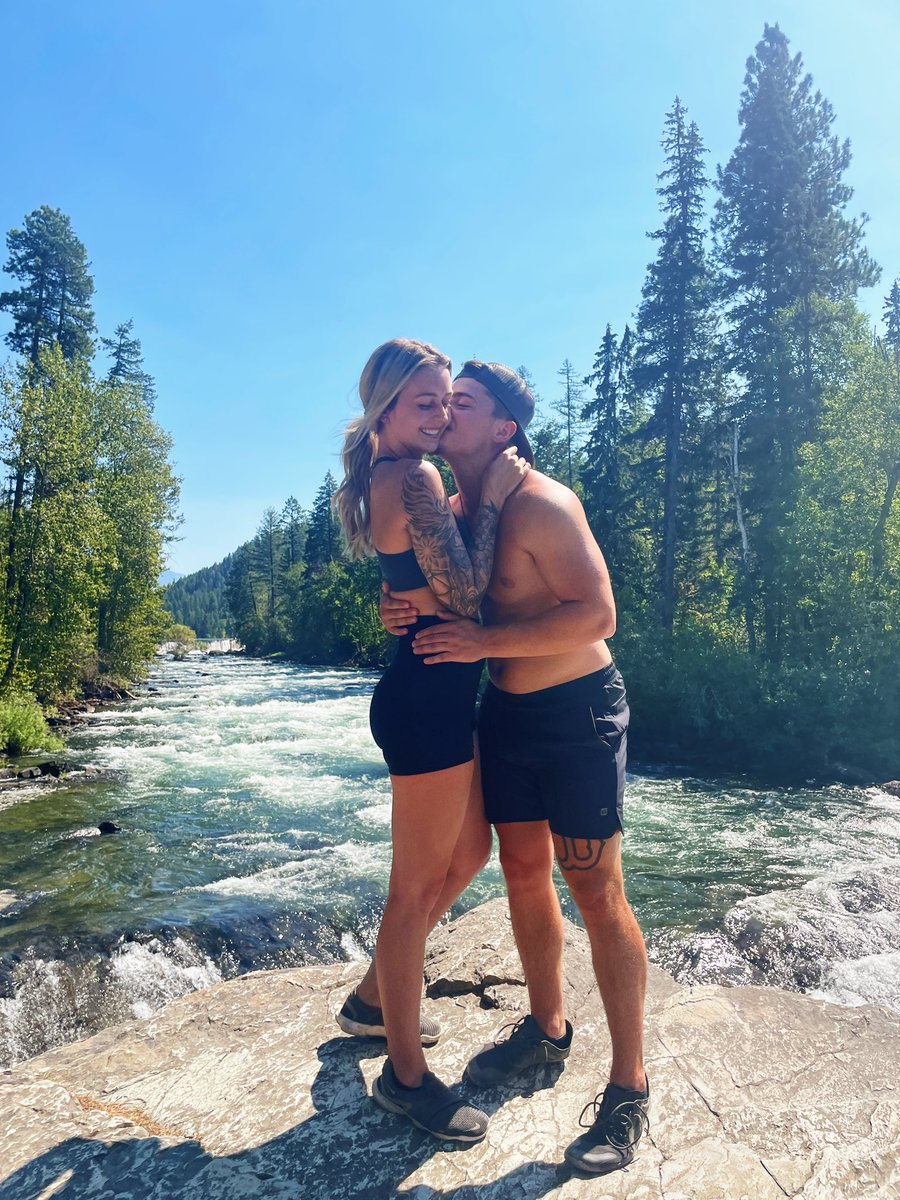 Matt Moore tweet media