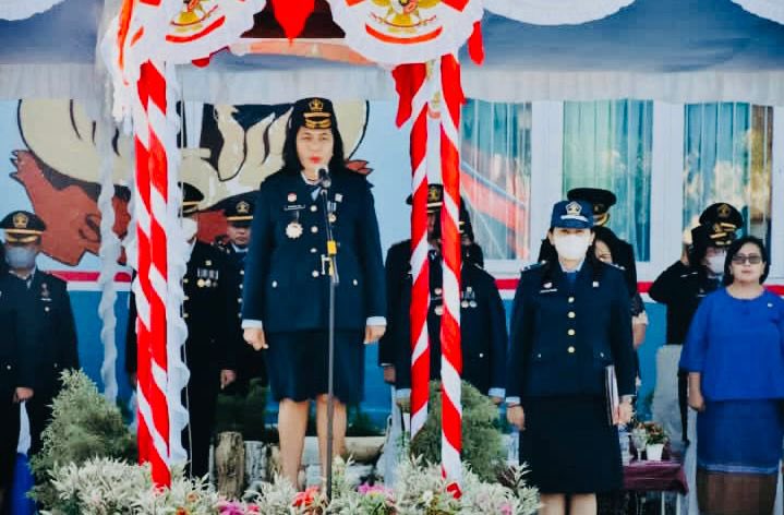 lapas_perempuan's tweet photo. PUNCAK HDKD KE-77, SELURUH PEGAWAI LAPAS PEREMPUAN KUPANG IKUTI UPACARA BENDERA
#KamiPASTI
#HDKD
#KemenkumhamNTT
#LapasCERIA https://t.co/iTEsbmB8ge