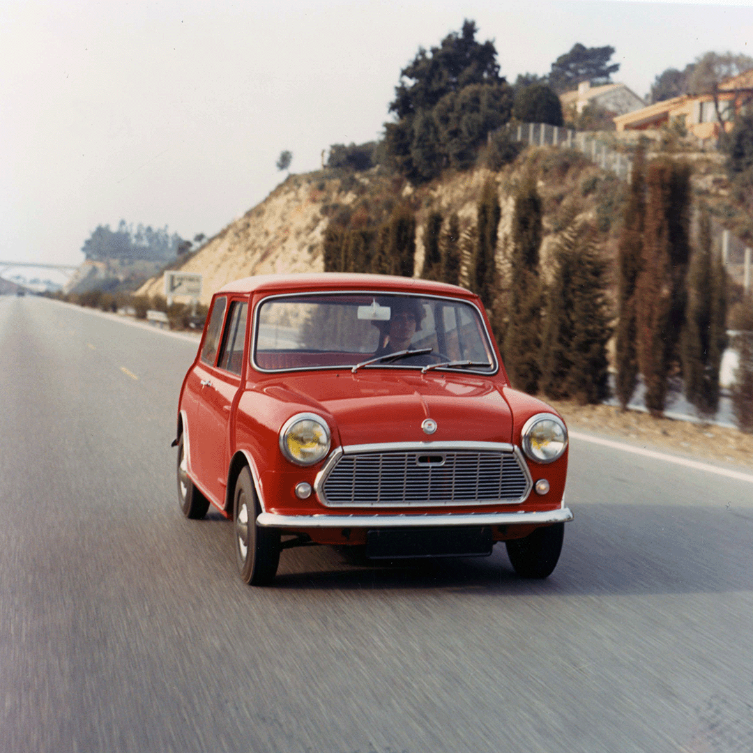 BMMuseum's tweet photo. Happy #MiniMonday everyone! π΄π΄
#Mk2Mini https://t.co/0YtOCD3Zse