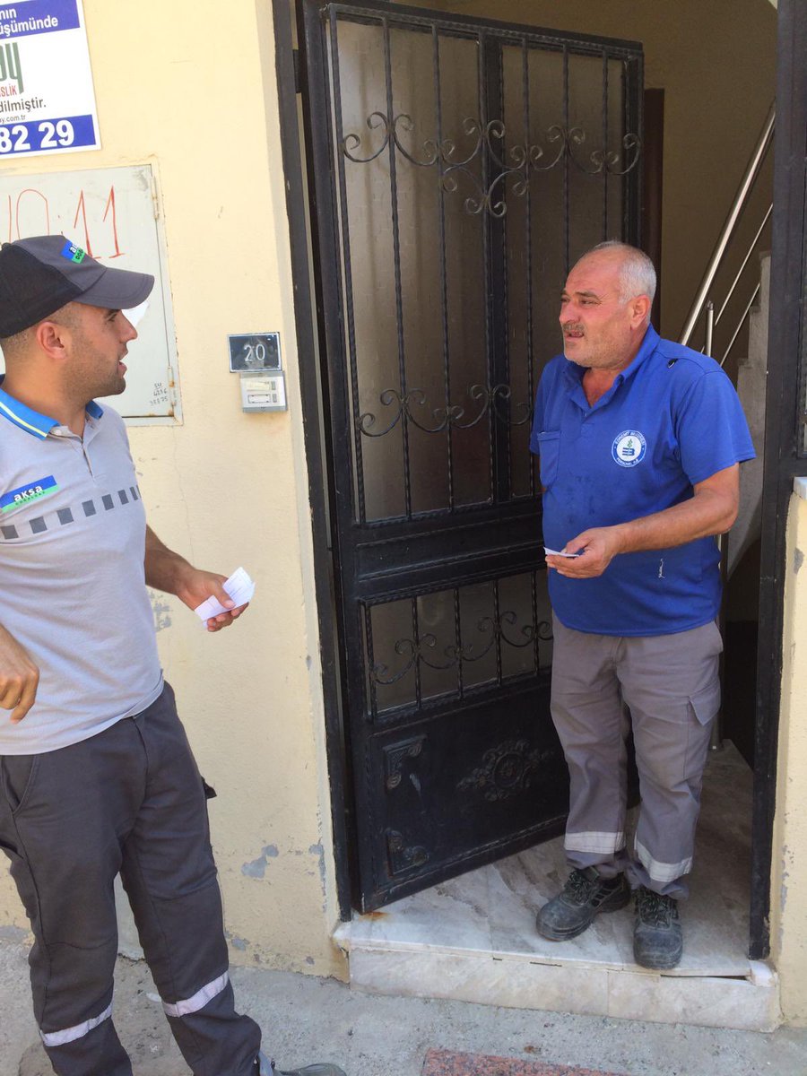 Balikesirgaz's tweet photo. Edremit ilçesi Darsofa mahallesinde doğal gaz hakkında bilgilendirme yapılarak, mülk sahipleri abonelik işlemleri için Edremit şubemize davet edilmiştir.  #buenerjibizdevar #temizhava #sıcakyuva https://t.co/fwRnYuuRC3
