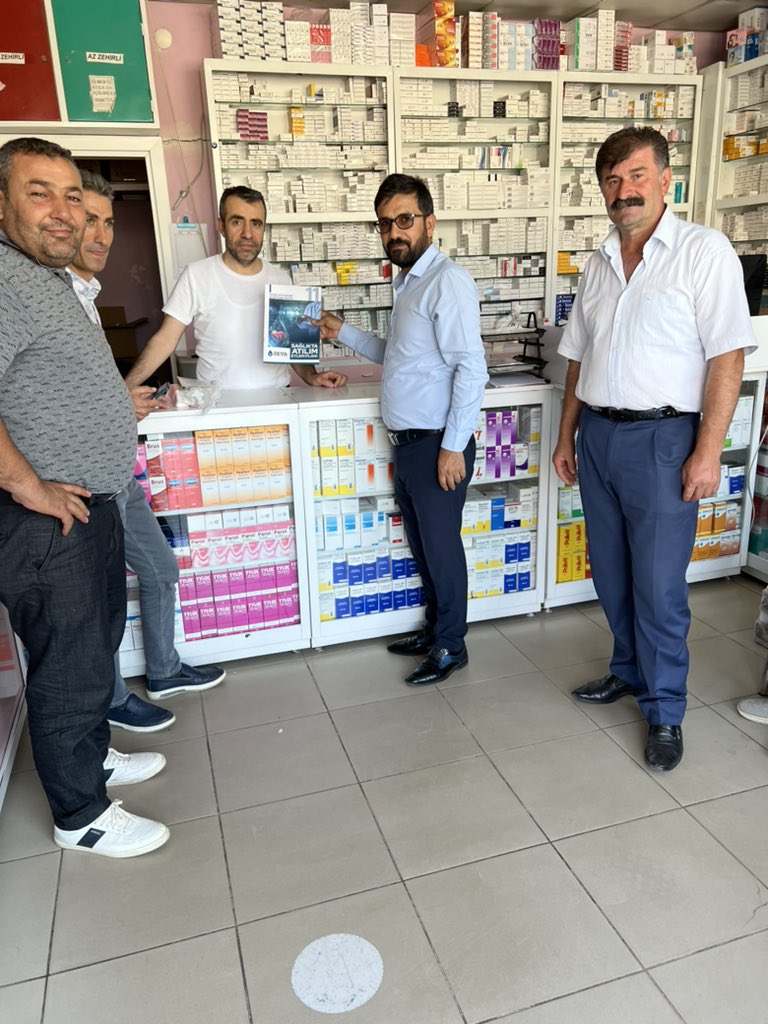 baz_sirin's tweet photo. #saglıgındevası 

DEVA İle sağlıklı günler. 💧🌱 https://t.co/ANuCPAAuFN