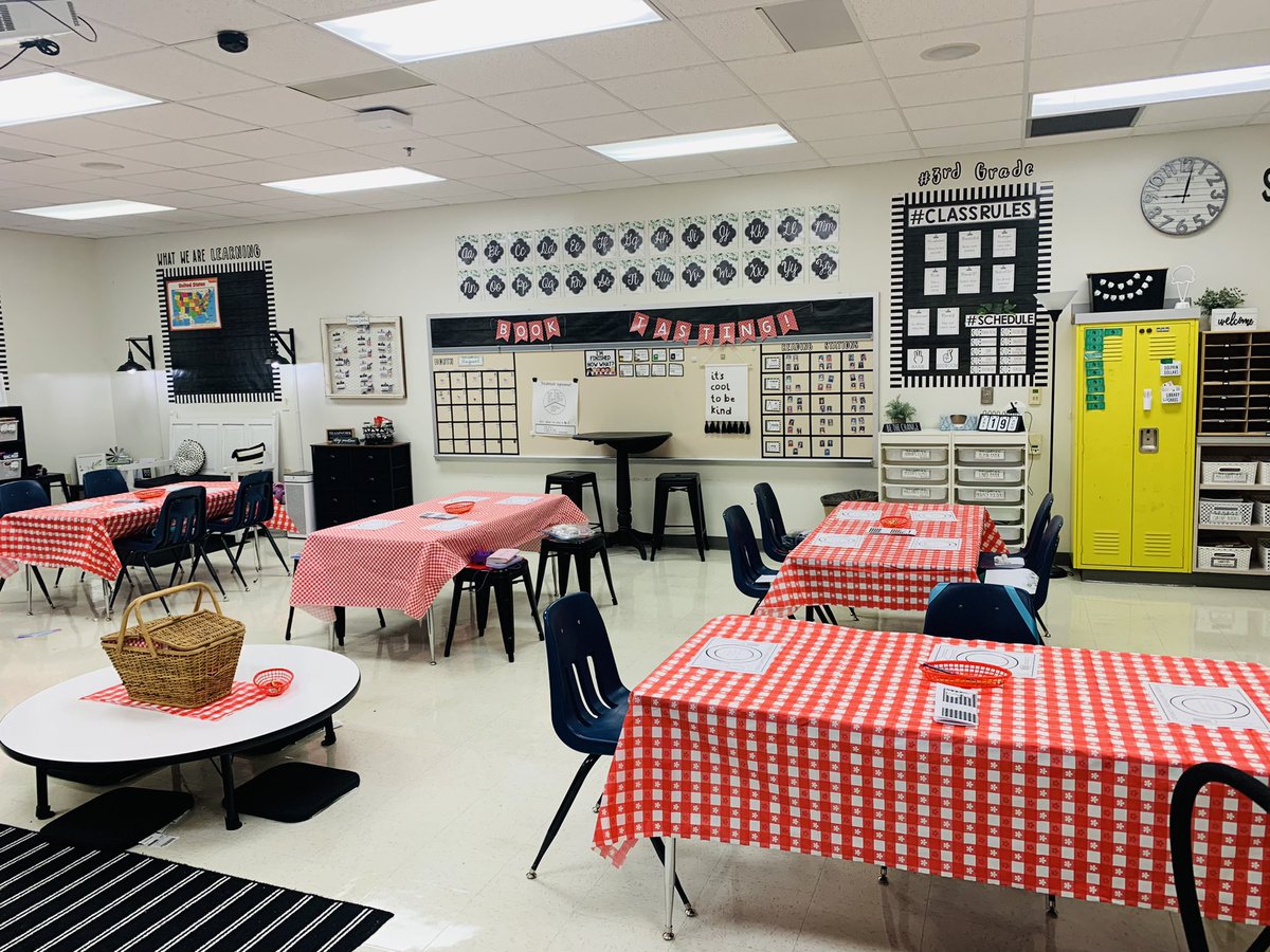 Donald3rdGrade's tweet photo. A little Author’s Purpose Book Tasting Picnic in 3rd grade! #ONELISD @Donald_ES @LISDSTEM https://t.co/e1UgE0zFv5