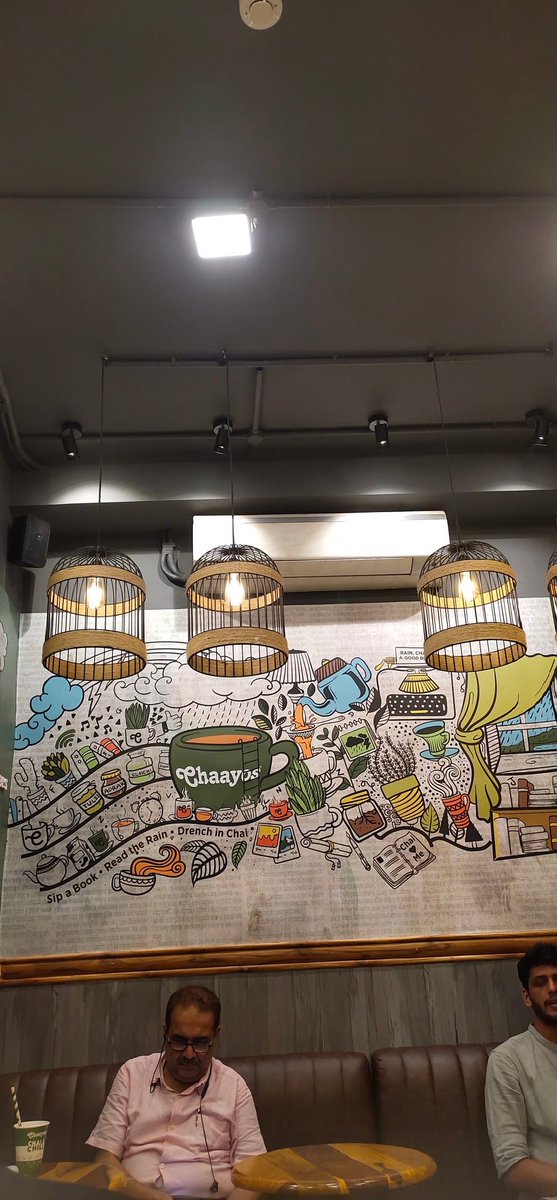 TandonDeepika's tweet photo. @Chaayos had requested your staff to switch on the ACs as sitting indoors get suffocating and that has to be done without saying. Still no action and we had to leave this place due to discomfort. Please look into this -- location - Andheri E. #chaayos https://t.co/BpFN5RBbyo