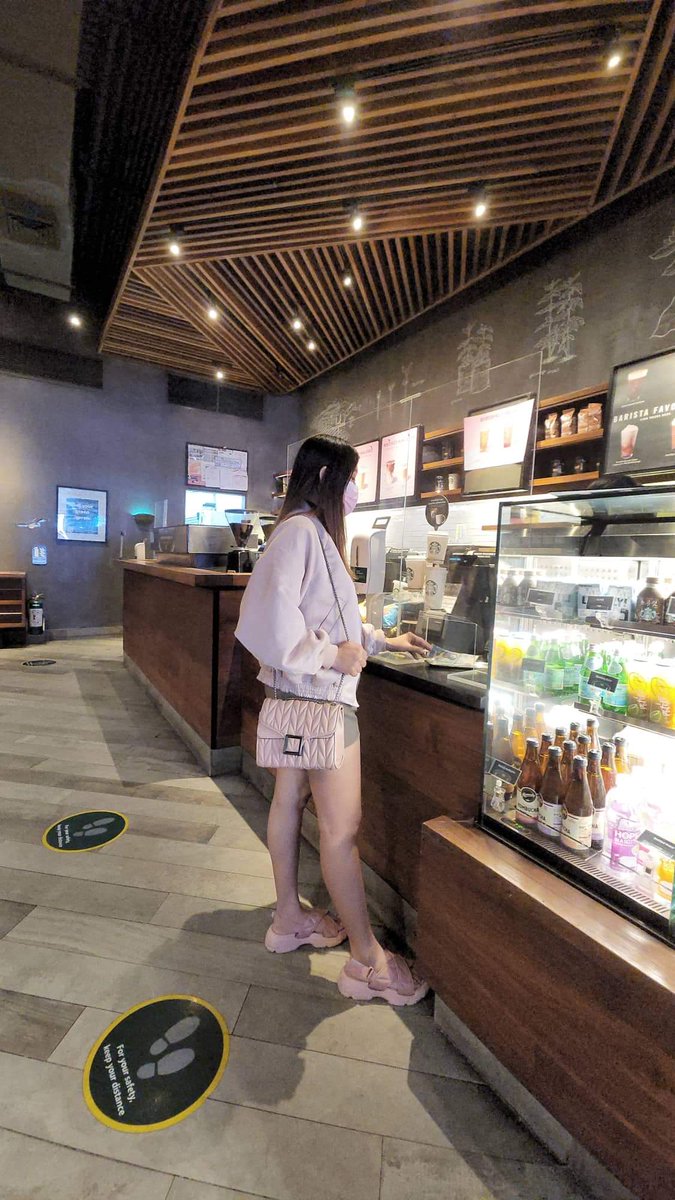 mhinminNFT's tweet photo. Pabili isang kape ☕️😊 https://t.co/M2SQ2dSvEw