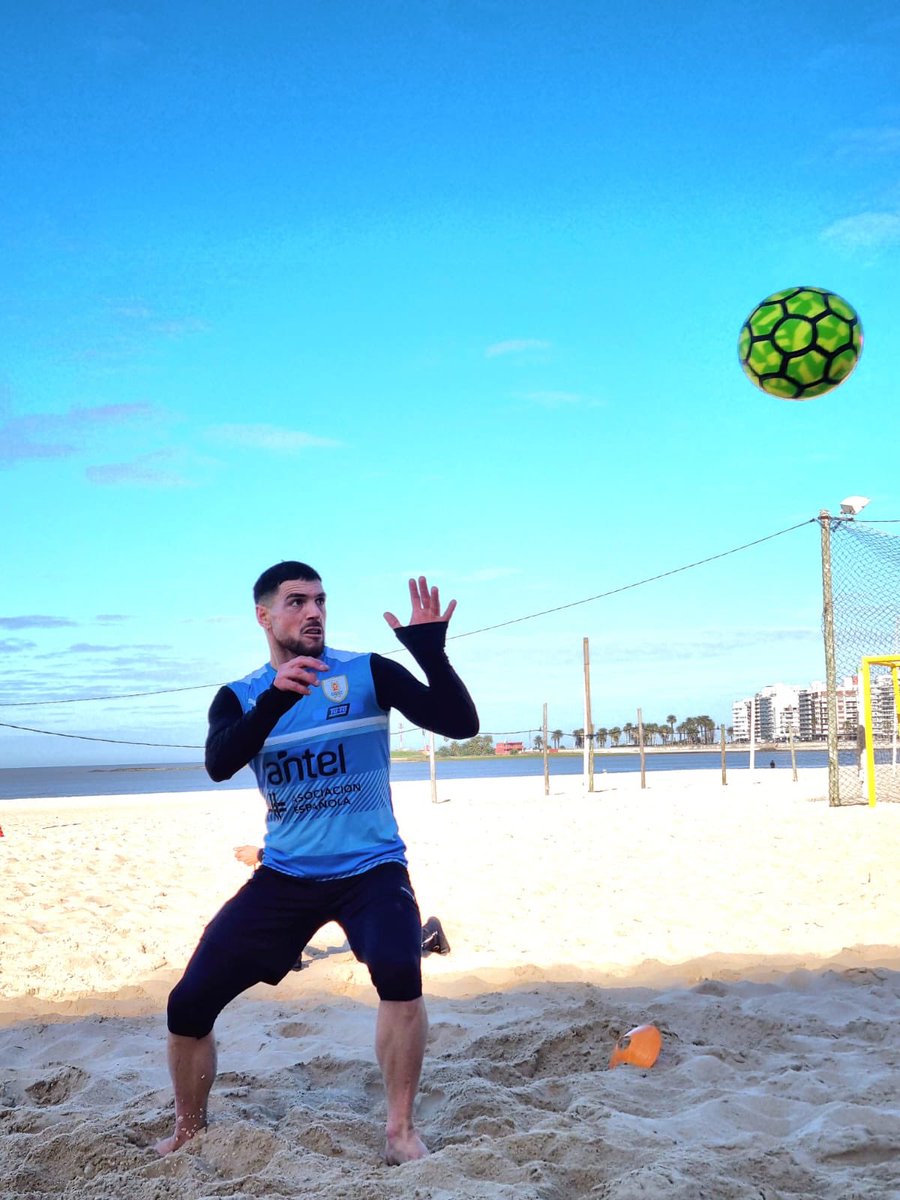 “Tirame una 📸 así casual, como que es viernes” 😂

#TodosJuntos