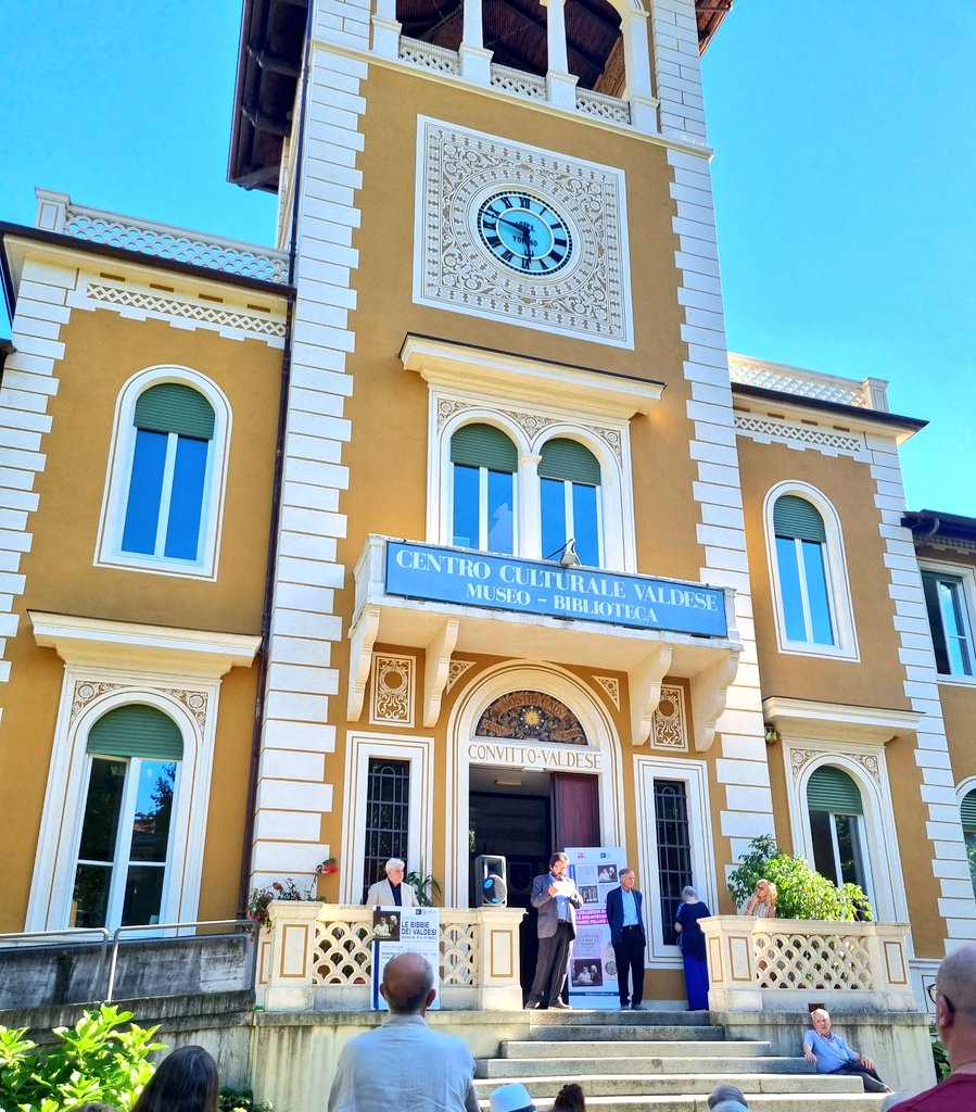 Simona Menghini tweet media