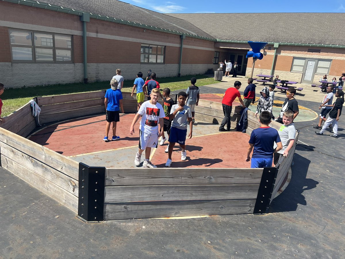 Jared Moore tweet media