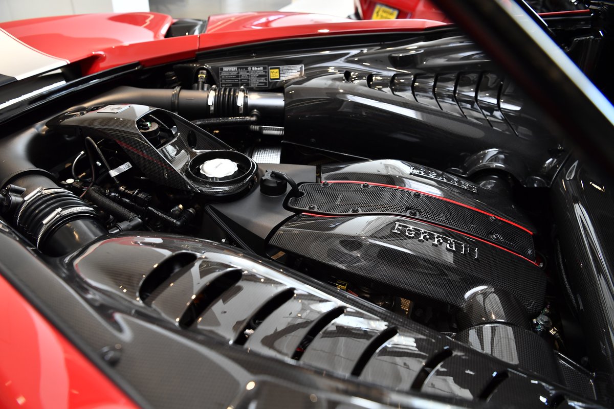 FerrariSeattle's tweet photo. The powerhouse of your #Ferrari is the Maranello-built engine
#FerrariofSeattle | https://t.co/PW7aaCJFrH | @Ferrari @FerrariUSA #FerrariUSA #FerrariFriday #Ferrari488Pista #FerrariEngine #Bellevue #Redmond #Seattle #ItalianCars #ItalianPerformance https://t.co/IrEuo9P7Xv