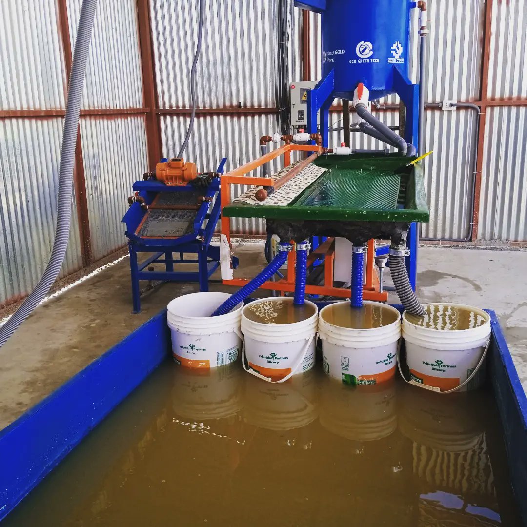 girh_tdps's tweet photo. Hoy 18 de agosto, gracias a los esfuerzos de #MINAM, #MINEM, #DREM Puno, a través de los proyectos #GIRHTDPS y #planetGOLD  organizaciones mineras formalizadas incorporan plantas gravimétricas en sus procesos productivos para eliminar el mercurio en la mineria del oro. https://t.co/eucpSQ8U6b
