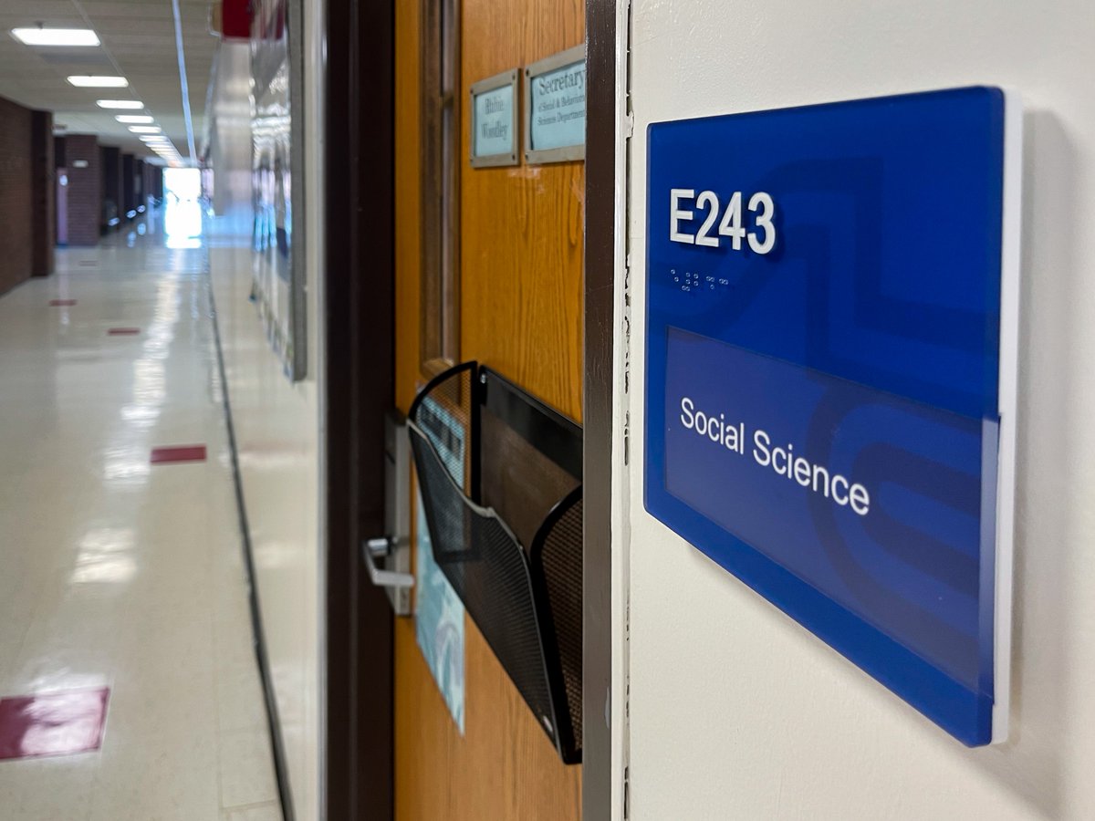 Hey, Archers – we can't wait to see you next week for fall semester! 🍂 As a heads up, our towers &amp; room numbers have changed. Towers C &amp; D are now East, while towers E, F, &amp; G are West. Check out the updated map to familiarize yourself ahead of class! ➡️ stlcc.edu/fp