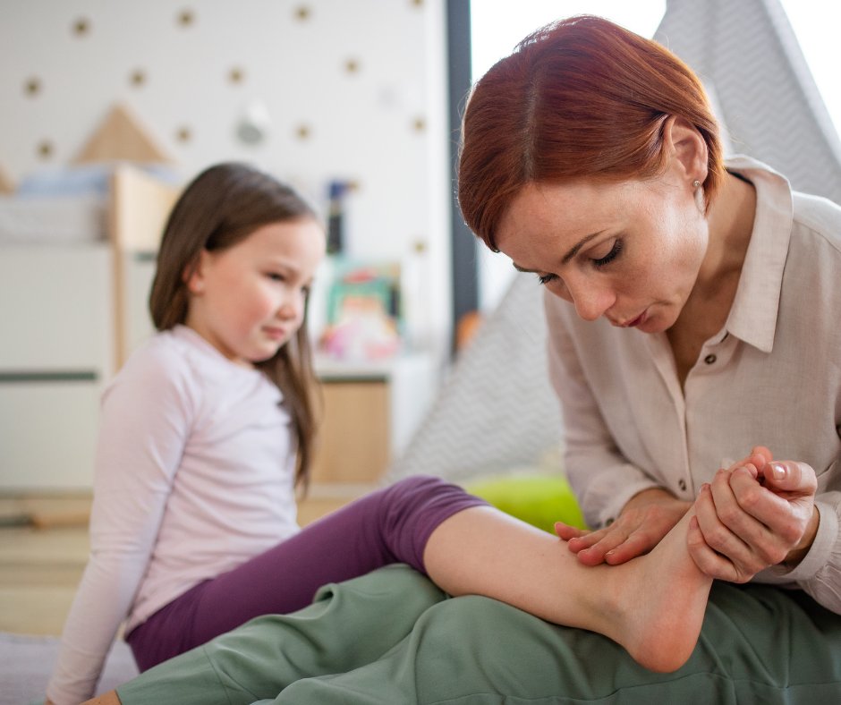 MyChicagoFootDr's tweet photo. Are you giving any thought to your #kidsfeet and what it's going to take to keep them #healthy for school, #sports, and play in the coming year? Read #foothealthtips from #StavrosAlexopoulosDPM at #MyChicagoFootExpert: https://t.co/QVnzE0lLCD

#pediatricfootcare https://t.co/wxQy5tJkDX