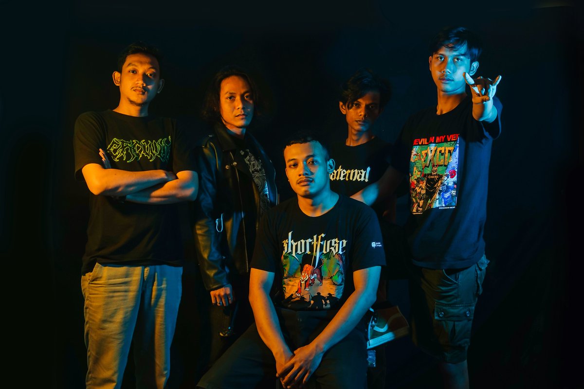 InterfoldM's tweet image. Haymaker's official video lyric will be realesed soon
Stay tune....
.
.
.
#haymakervideolirik
#singlehaymaker
#interfoldhaymaker