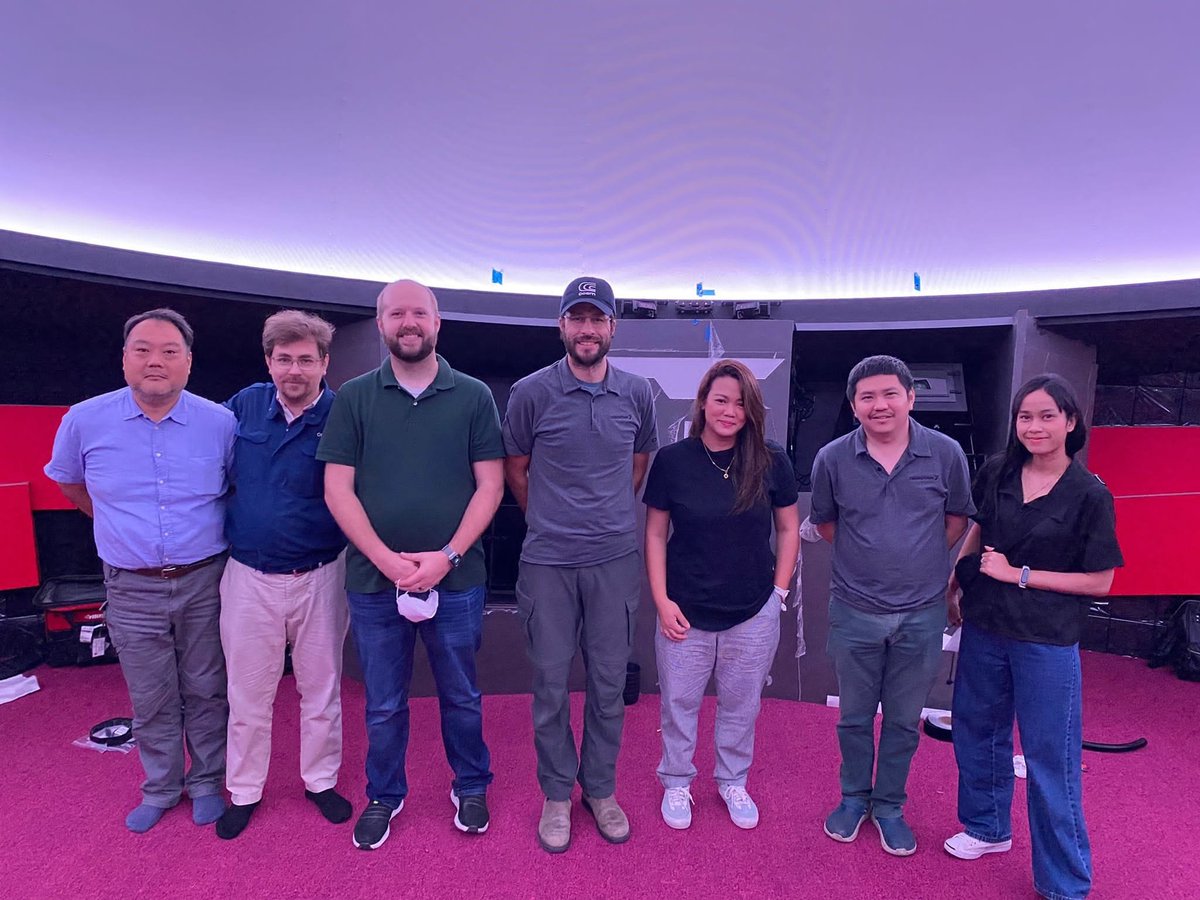 ES_Spitz's tweet photo. With Siam TC Technology Co. Ltd., we completed an installation at the Phitsanulok Planetarium in Thailand, set to open in November.
Our teams installed:
▪️ #Digistar7 with 6 Sony GTZ280
▪️ #NanoSeam dome screen
▪️ 8K resolution & 3D (with glasses)
▪️ 7.1 surround sound system https://t.co/iDSA4eNiwn