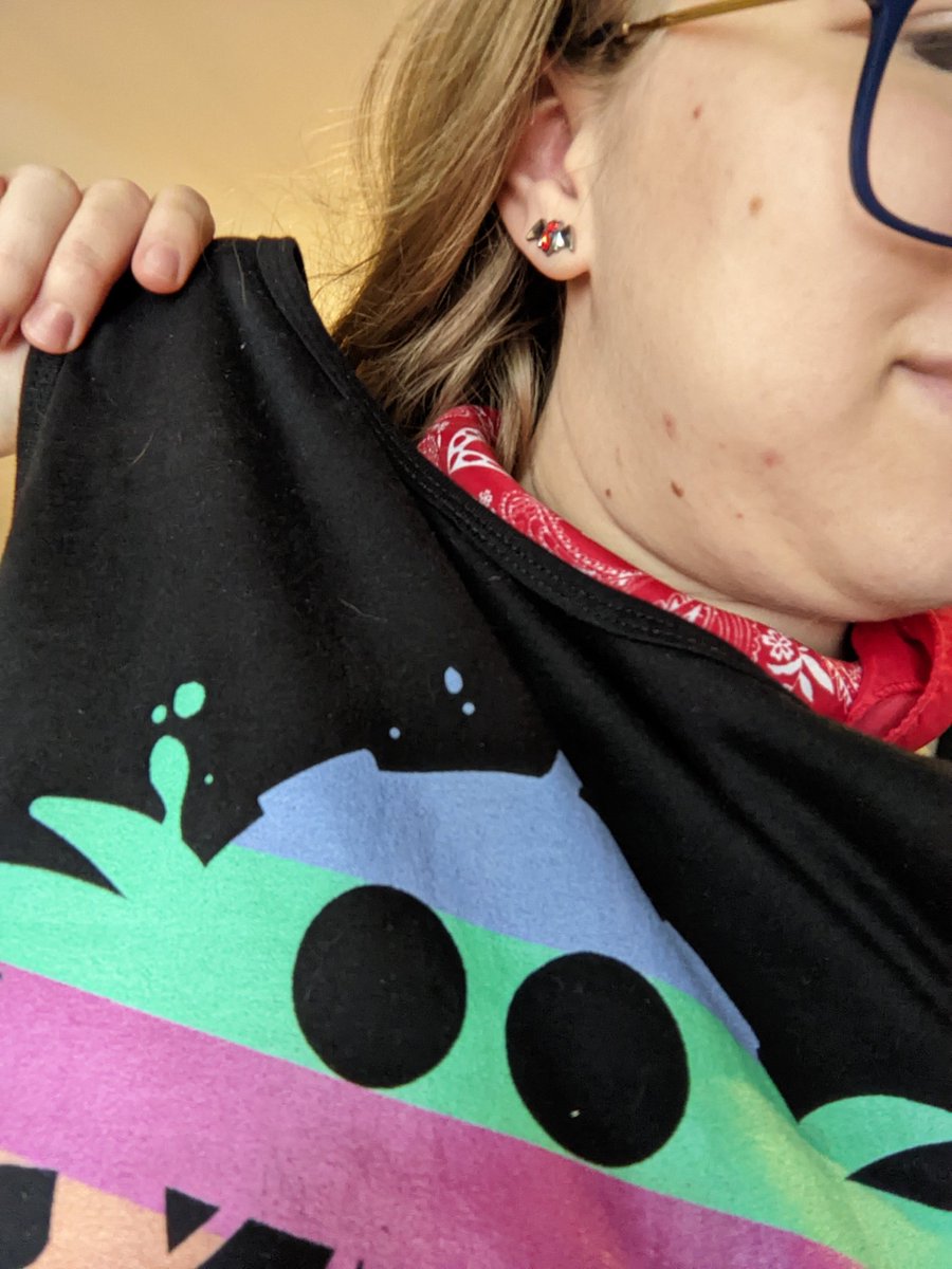 shadow dub hype shadow dub hype, <a href="/SnapsCube/">Penny Parker</a> is dropping the shadow dub 2nite so I have my <a href="/PaperBoxHouse/">https://bsky.app/profile/paperboxhouse.bsky.social</a> Eggdrip and my edgy™️ bat earrings on, let's gooooo