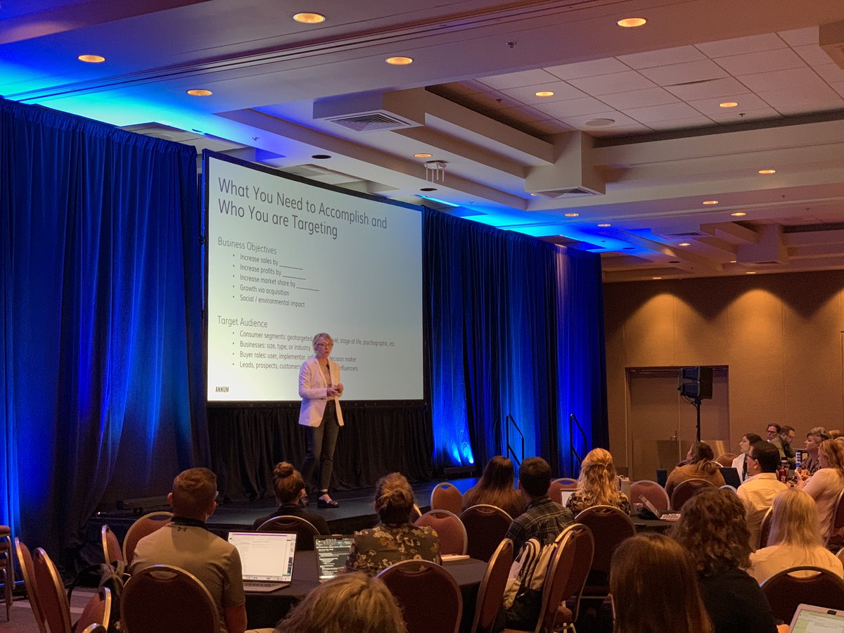 DigitalSummits's tweet photo. @prhenderson  of @AnnumPlanning is asking Summiters if they are creating an #Omnichannel experience for their customers on stage 1 at #DSMPLS https://t.co/LwlOzf0htq