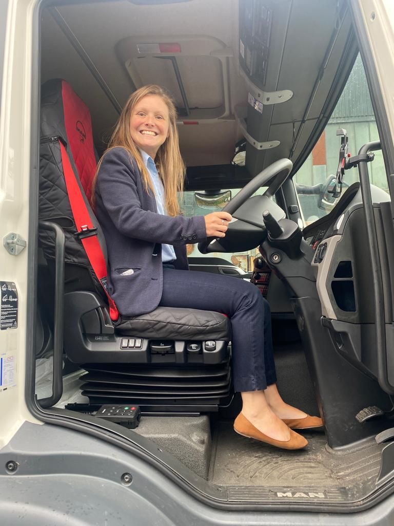 hphonline's tweet image. Alice and Sarah had way too much fun at the their 'business meeting' with @h15church yesterday!  They were so impressed by the amazing work they do with In It Together and Operation Manna. #hischurch #hph #charity