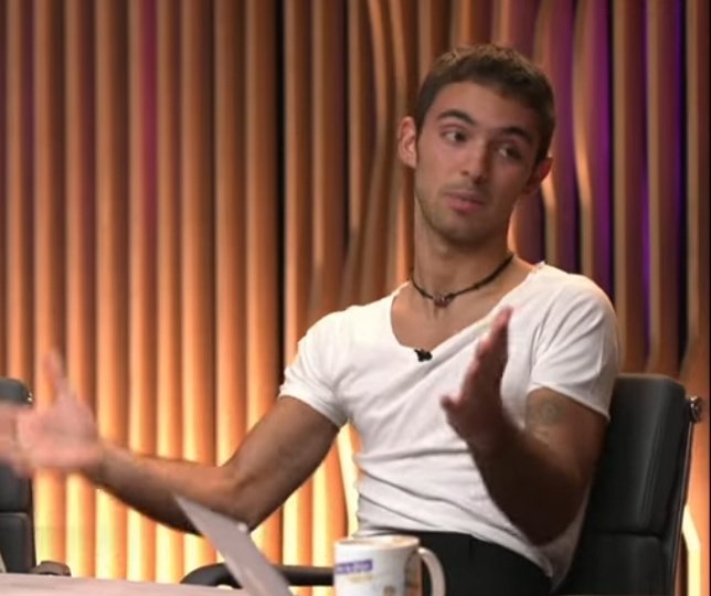 JoacoUpdates's tweet image. #KCAMexico
#JoaquinBondoniFashion 
#AuronPlay #Ferv #MontPantoja #MacarenaGarcia #FerVCHILE 
[@JoaquinBondoni]