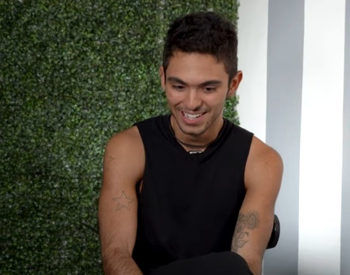 JoacoUpdates's tweet image. #KCAMexico
#JoaquinBondoniFashion 
#AuronPlay #Ferv #MontPantoja #MacarenaGarcia #FerVCHILE 
[@JoaquinBondoni]