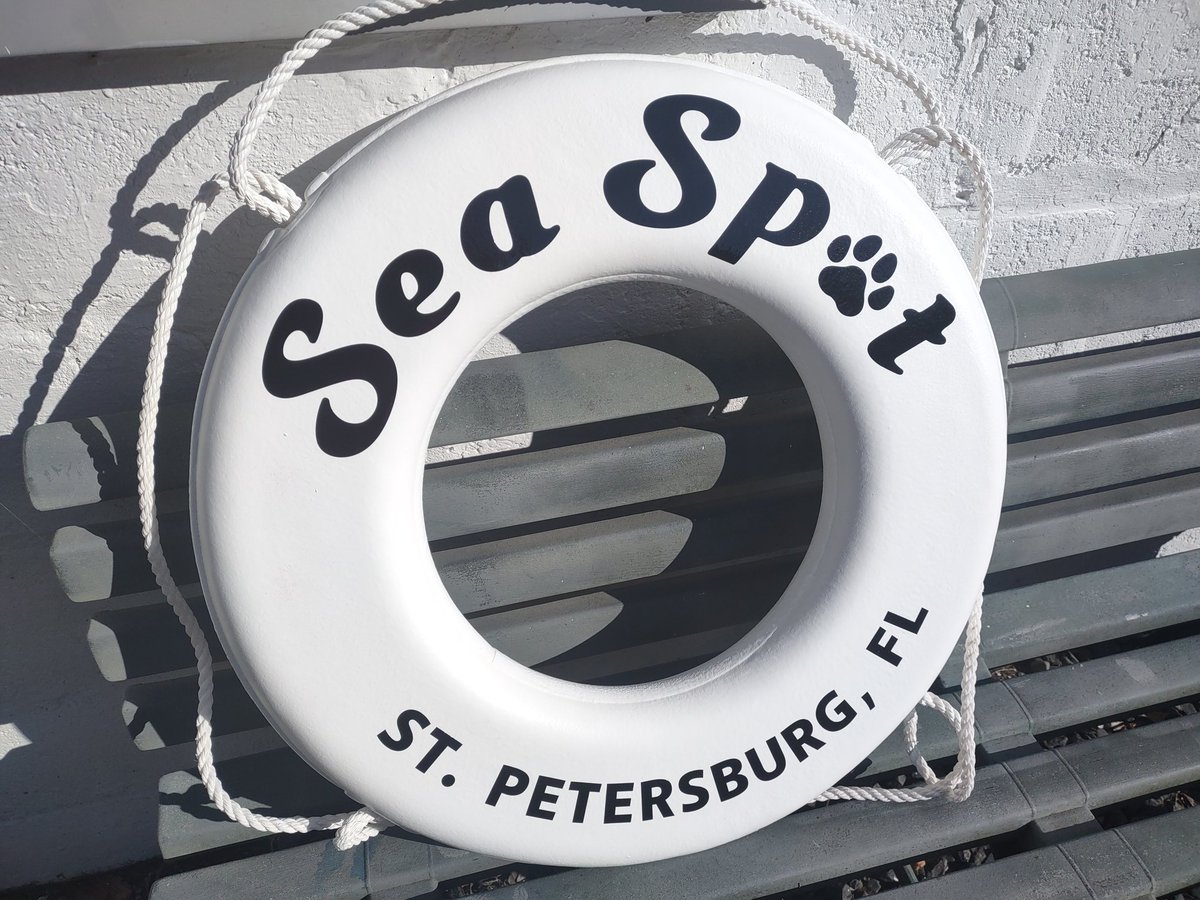 DesignsandSigns's tweet image. More beautiful life rings shipping out today! #Annapolis #yachts #sailing #boating #watersport #Maryland #signage designsandsignsonline.com/personalized-l…