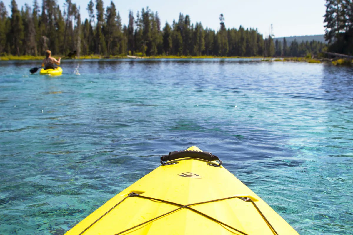 DiscoverKlamath's tweet photo. Crater Lake National Park is at the top of many visitors’ bucket lists while traveling in Southern Oregon, but its gateway communities on Highways 62 and 97 on the southeastern side of the park open up even more outdoor fun! I #MeetMeInKlamath https://t.co/XERP7CxsfS https://t.co/5XraYXyXzV