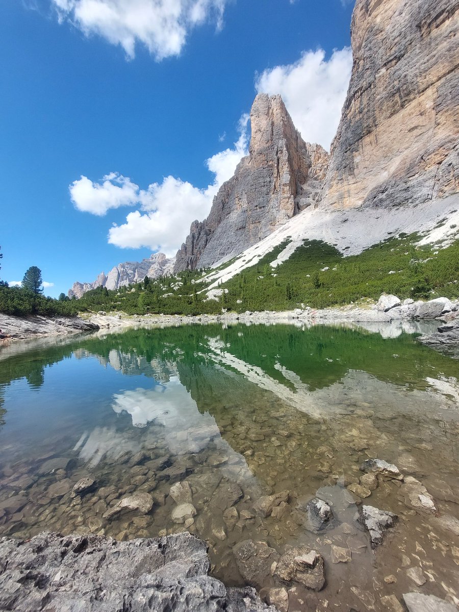 Rivasi68's tweet photo. Lago Lagazuoi
#ValBadia https://t.co/SeUAgwBKFA