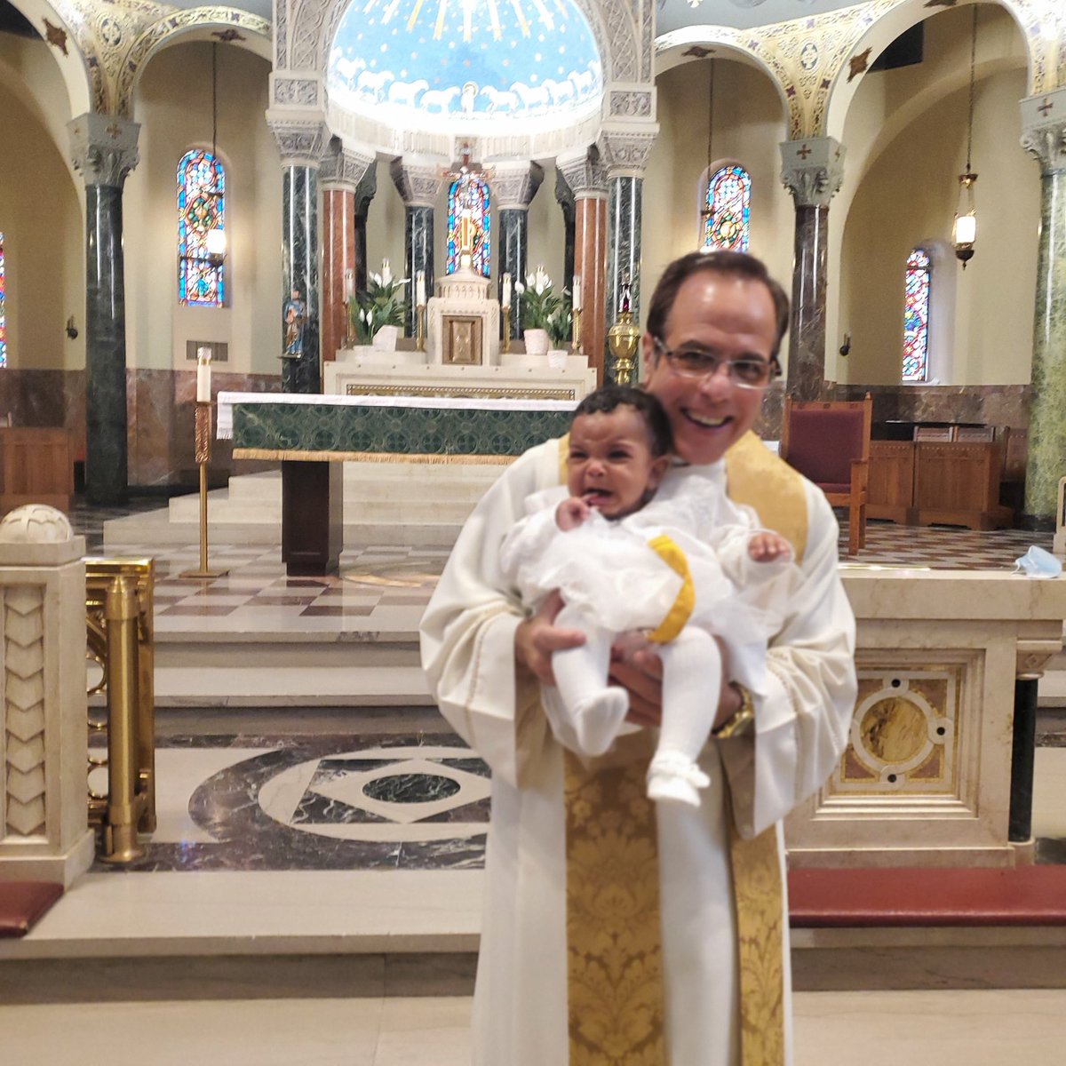 AdaEliza82's tweet photo. God bless my sweet Reyna Elizabeth always! 🙏❤🕊✝️
#baptism #dedication #momlife #familylife #Thankful #grateful #blessed https://t.co/LgTOEy9Haf