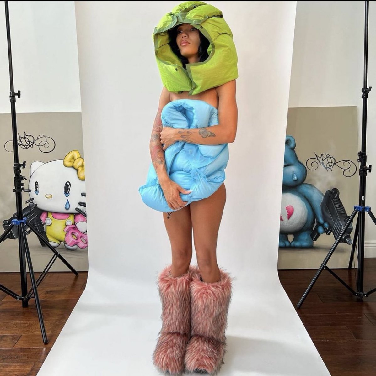 mefeater's tweet photo. Fashion girl! @coi_leray dripped in Moncler x Dingyun Zhang 💕 https://t.co/iYpCc6VSDq
