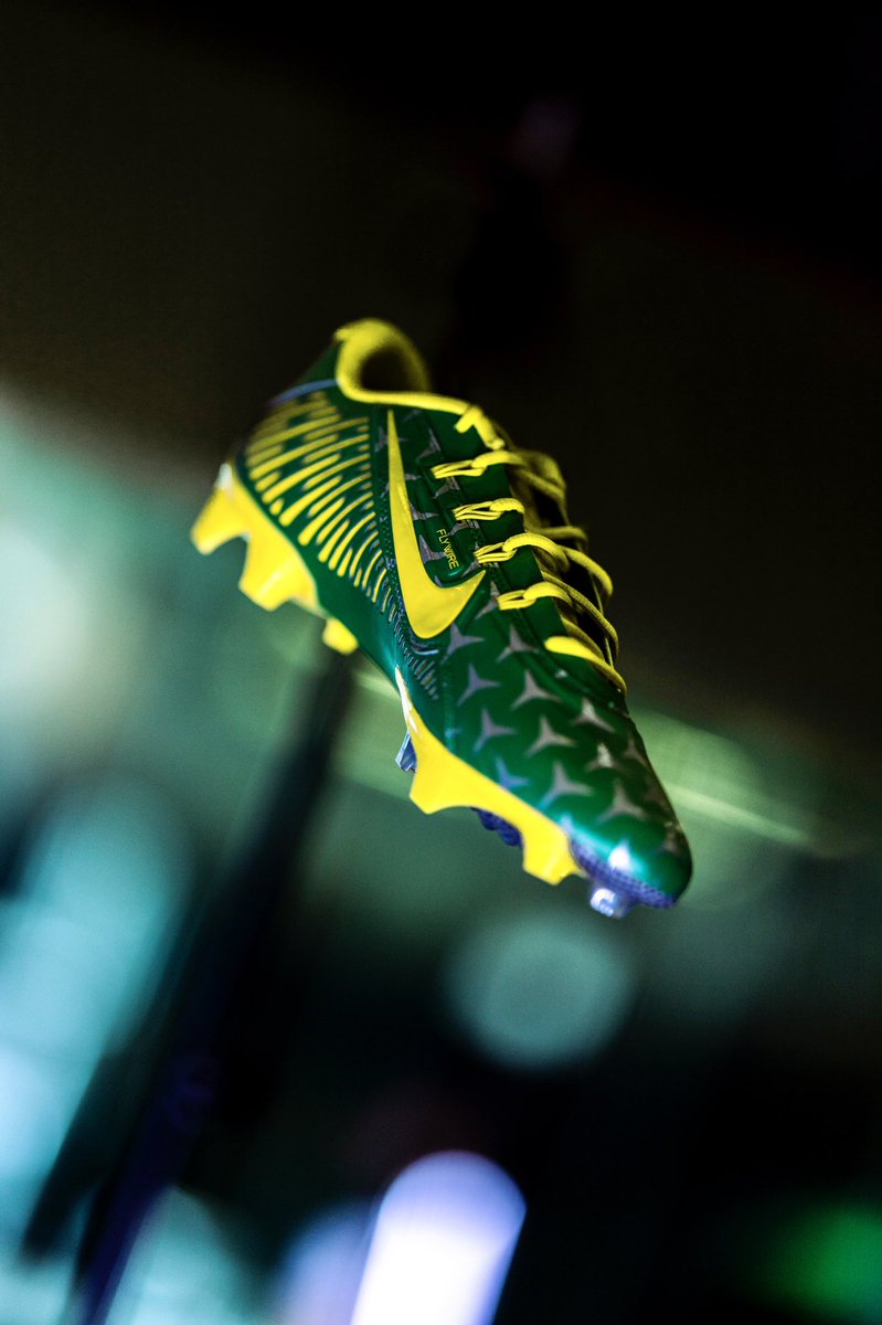Oregon Football tweet media
