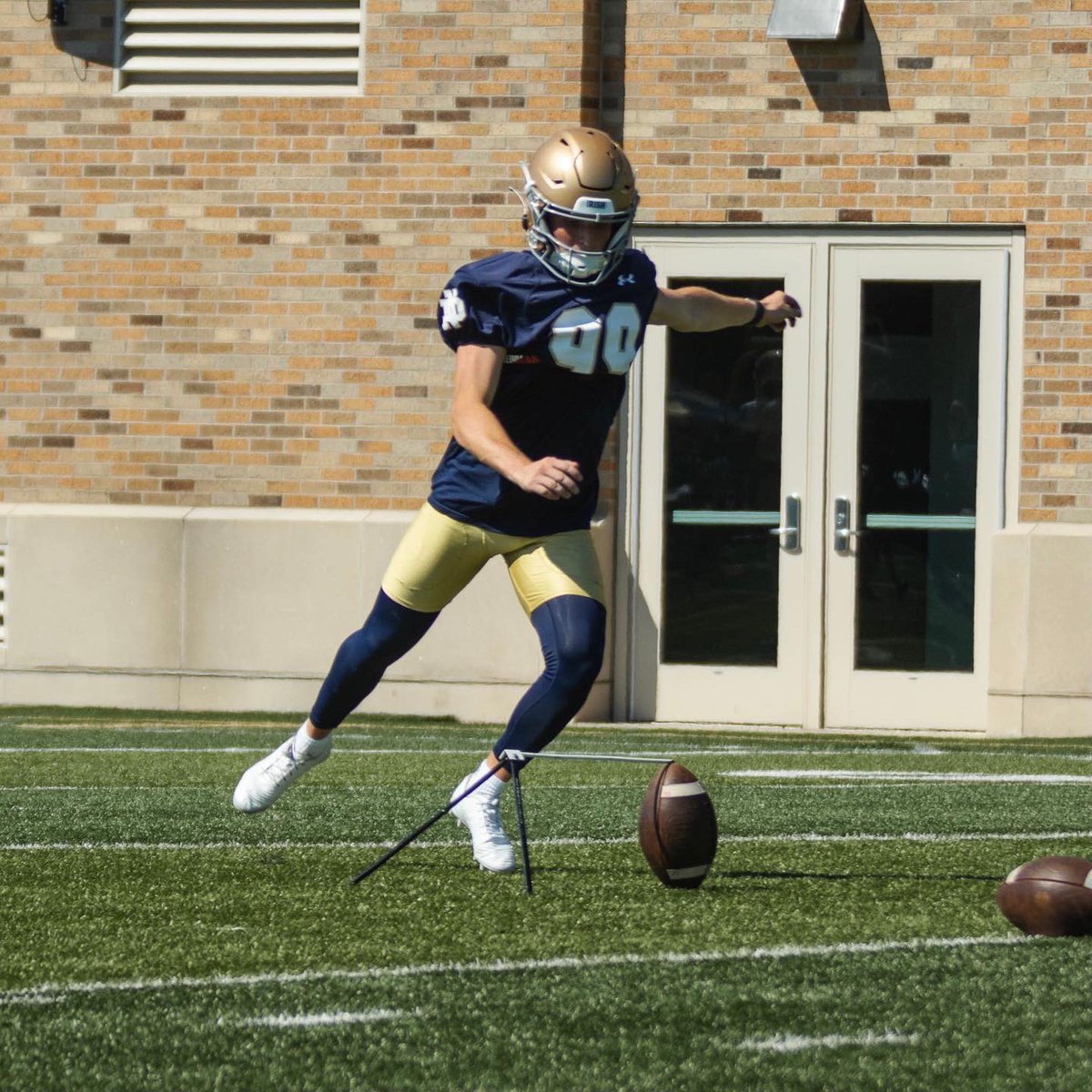 NDFootball's tweet photo. locked in

#GoIrish https://t.co/Dq0njG1fs1