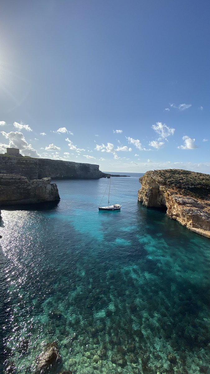 panpontanton's tweet photo. #海外旅行 #マルタ #コミノ島 #クリスタルラグーン #Travel #Trip #Malta #Kemmuna #CrystalLagoon https://t.co/BfCOLizgO1