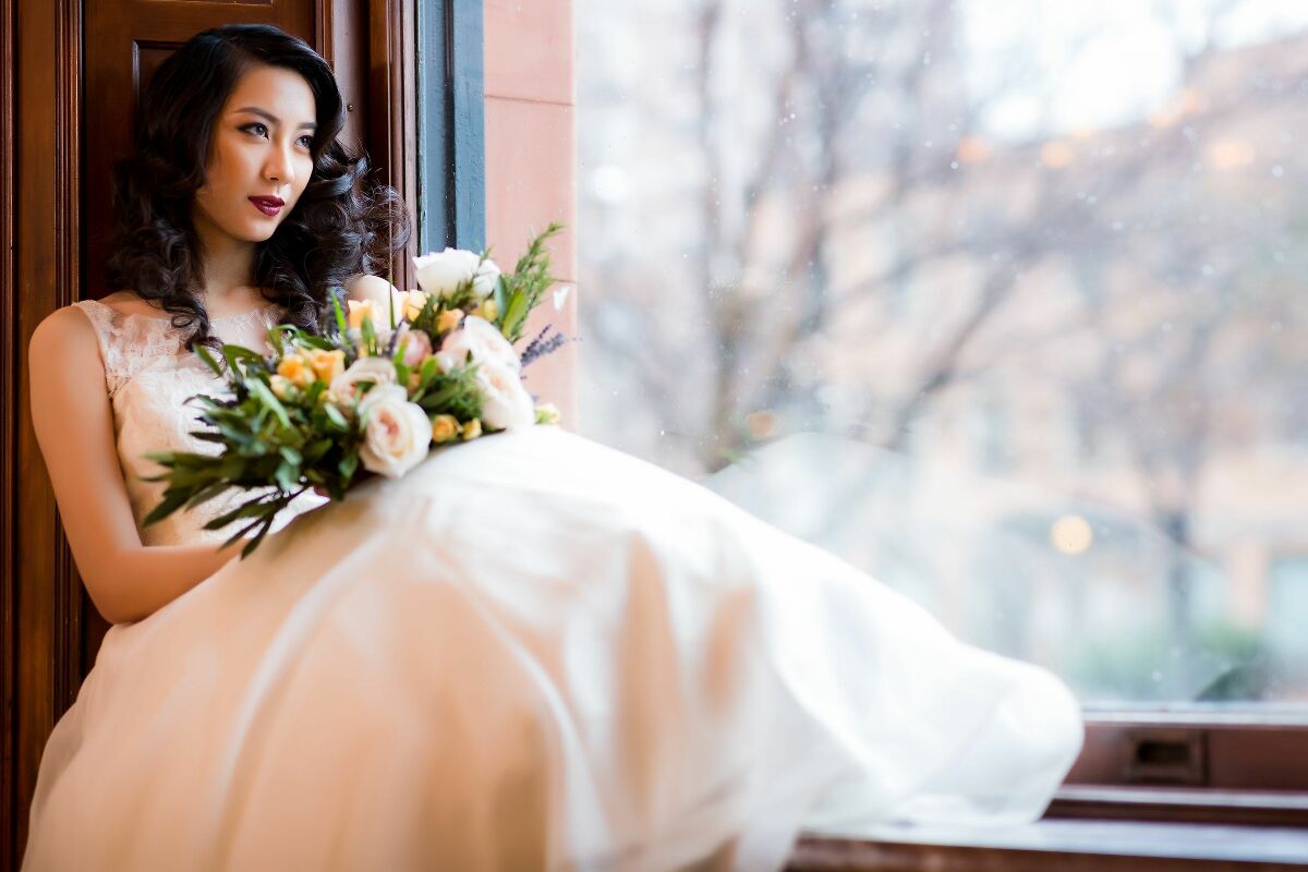 SWNevents's tweet image. Between buns, braids, twists and ponytails, there are so many different wedding hairstyles to consider. mev.so/g67y4n