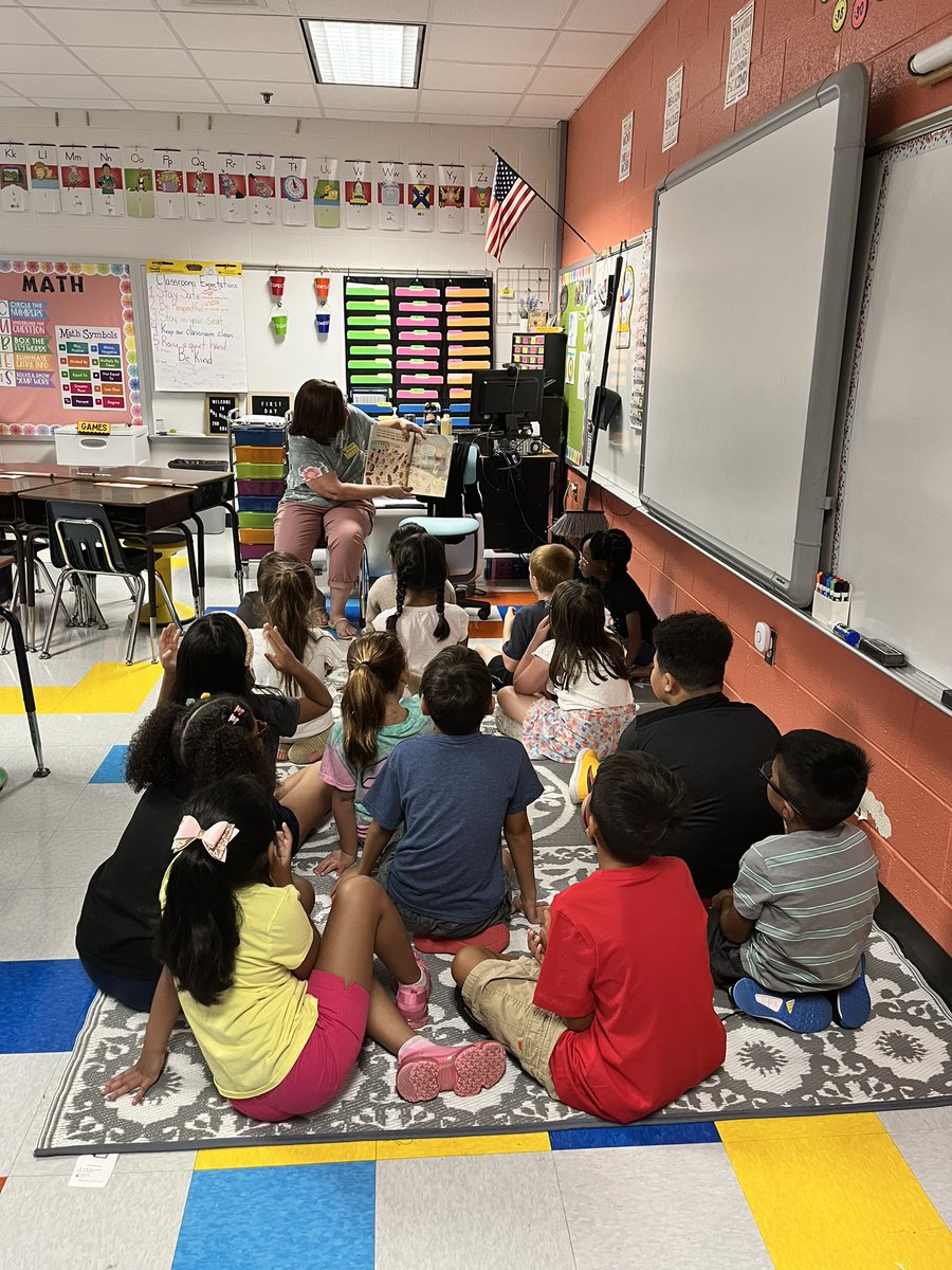 Mrs. Darling tweet media