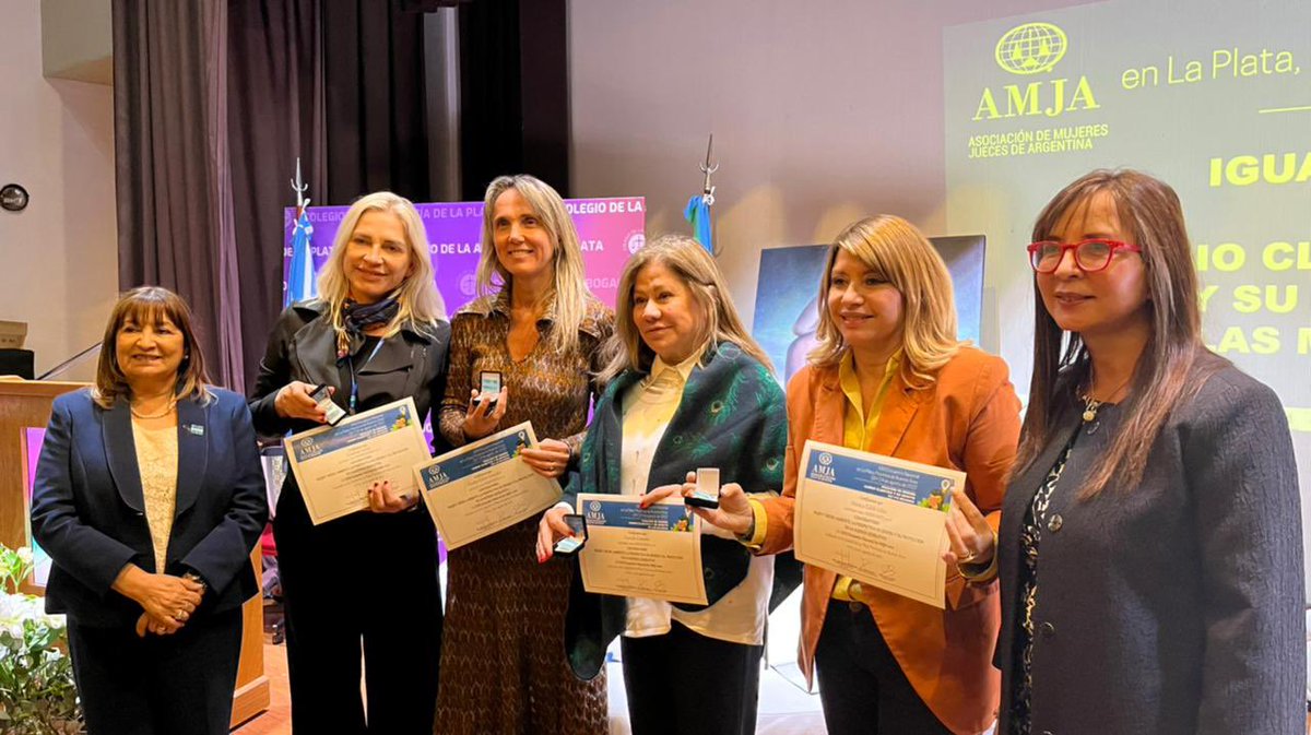 monicalitza's tweet photo. Los efectos del cambio climático nos afecta a todas y todos, pero fundamentalmente a las mujeres. Es muy importante pensar la agenda legislativa y las políticas públicas con perspectiva de género y con mujeres en los lugares de tomas de decisiones. https://t.co/lMOKtqD5wV