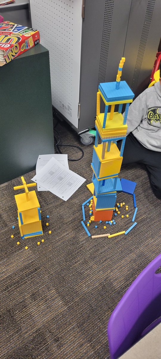 dhreni's tweet photo. Building  creations with base ten blocks, to find out their  decimal  value @HumbleISD_HE @HumbleElemMath https://t.co/OKq836ocOI