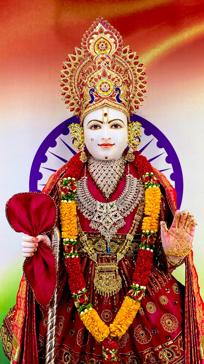 SGadiChicago's tweet photo. Divine #ShangarDarshan from Shree Swaminarayan #ChicagoTemple on This Auspicious Day of #Janmashtami and Shree #RamanandSwami Jayanti

Lord #Swaminarayan #AbjiBapashree
#ShreeMuktajeevanSwamibapa
#SGadiChicago
#SGadiFamily #SwaminarayanGadi
#SGadiManinagar
#IllinoisMandir https://t.co/aPAKv8LvMR