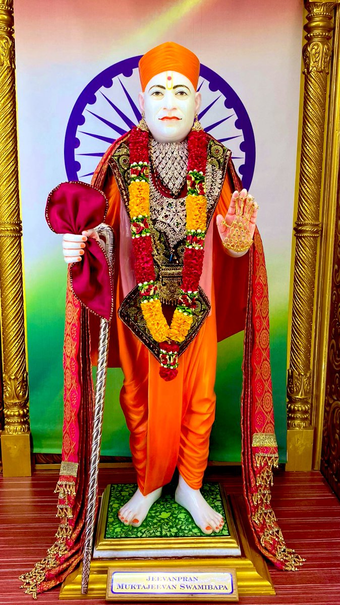 SGadiChicago's tweet photo. Divine #ShangarDarshan from Shree Swaminarayan #ChicagoTemple on This Auspicious Day of #Janmashtami and Shree #RamanandSwami Jayanti

Lord #Swaminarayan #AbjiBapashree
#ShreeMuktajeevanSwamibapa
#SGadiChicago
#SGadiFamily #SwaminarayanGadi
#SGadiManinagar
#IllinoisMandir https://t.co/aPAKv8LvMR