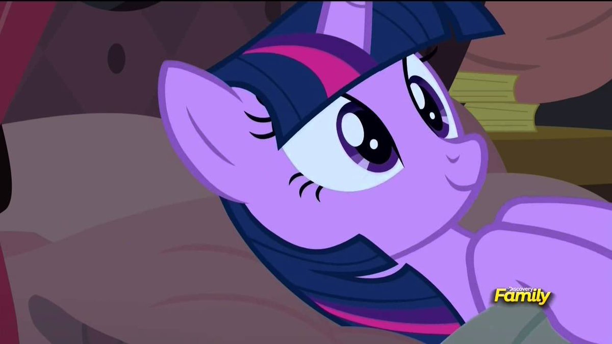 Italiobas's tweet photo. @sbarra_anthony Twilight: *yawns* https://t.co/siA8RsaNI1