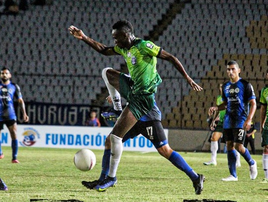 SoyNuevaPrensa's tweet photo. Síntesis deportiva: Recta final de la Liga FutVe será #Intensa para varios elencos - https://t.co/XHkxFbBghw
#SoyNuevaPrensa #LigaFutve #RectaFinal #SintesisDeportiva #Tolisano #Fútbol https://t.co/BETJmRYi1e