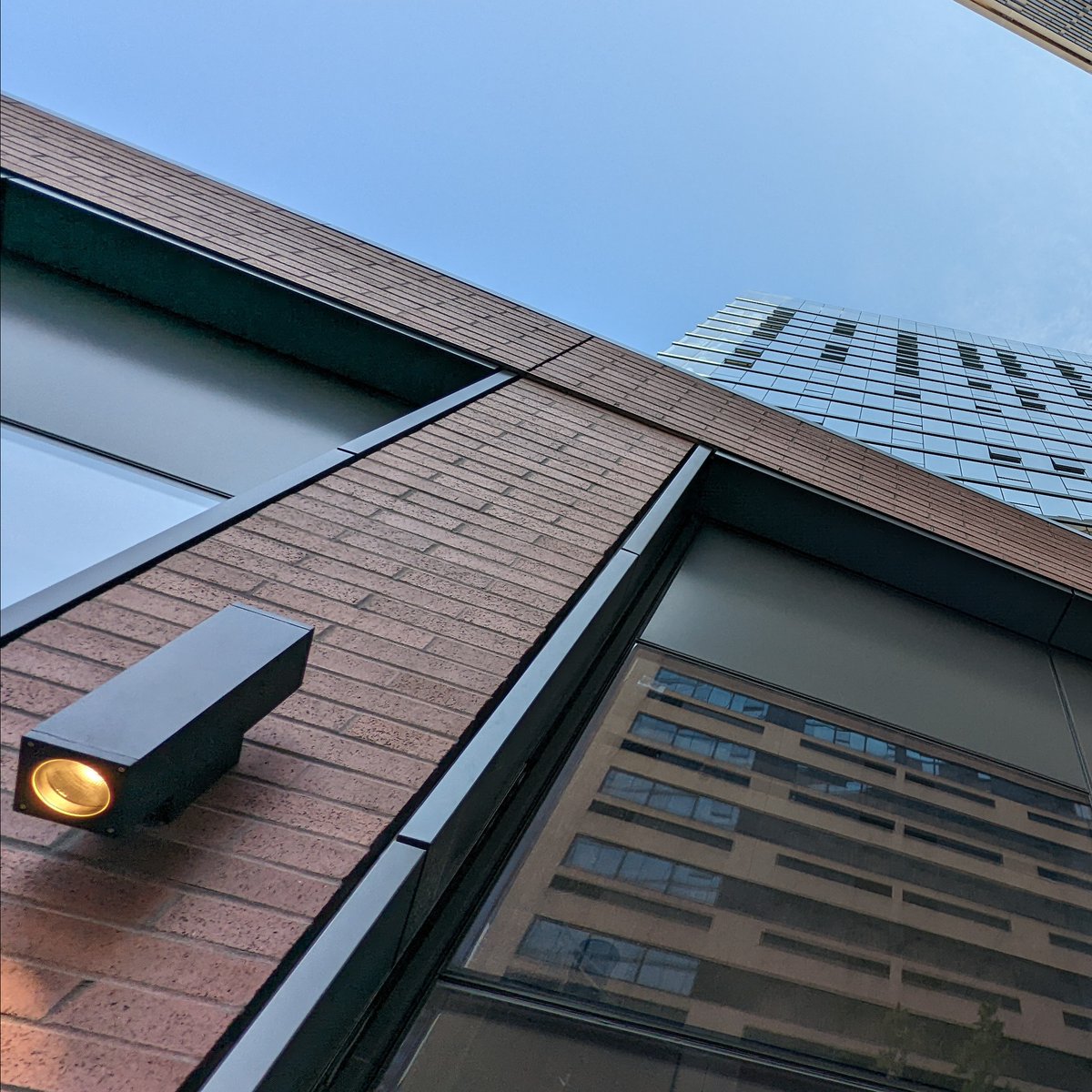 EDAContractors's tweet photo. Happy #FieldFriday! Today we're featuring our Cathedral Place project in Philadelphia, PA!
Our masons were responsible for the brick on the lower section of the tower and our carpenters installed the plate panel system.
#EDAWay #SuccessfulTogether #Masonry #Carpentry https://t.co/NORJI76i7V