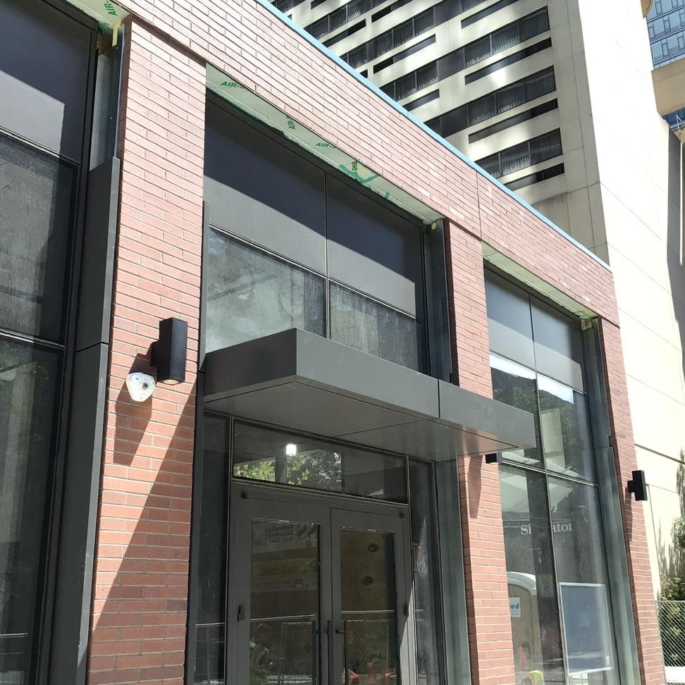EDAContractors's tweet photo. Happy #FieldFriday! Today we're featuring our Cathedral Place project in Philadelphia, PA!
Our masons were responsible for the brick on the lower section of the tower and our carpenters installed the plate panel system.
#EDAWay #SuccessfulTogether #Masonry #Carpentry https://t.co/NORJI76i7V