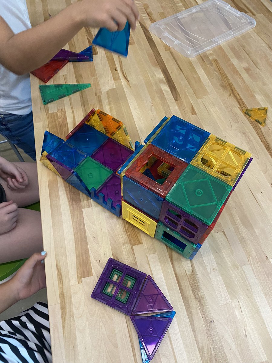 bomanlynn's tweet photo. First week of school! It’s great to be a part of the #fullerfamily @FullerElemAISD is having STEM fun based on “If I built a school” https://t.co/aJ3sLau4Ch