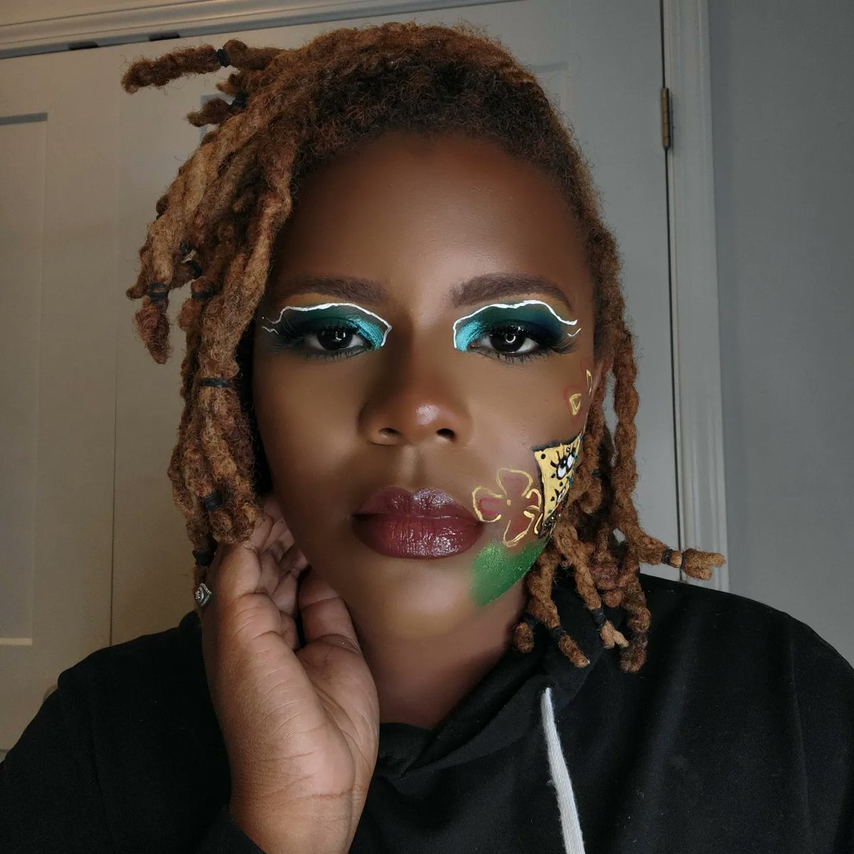 glamwitharie's tweet photo. It's in the genetics 

Check out more here: https://t.co/yBompWyVmZ 

#makeupartist #creativemakeuplooks https://t.co/2HI1q435xs