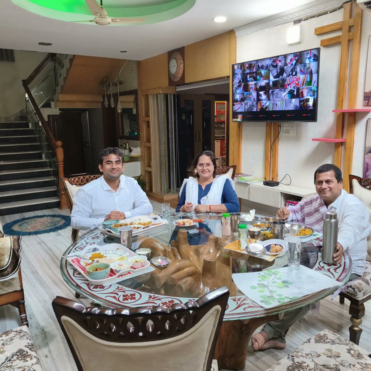 Thnkuu so much sir n mam for the delicious lunch n I'm very glad to spend time with u......🙏meeting u always give me new strength n support 😊 <a href="/achyuta_samanta/">Achyuta Samanta</a> <a href="/KIITUniversity/">KIIT - Kalinga Institute of Industrial Technology</a> <a href="/DuteeChand/">Dr Dutee Chand Olympian</a> <a href="/IAF_MCC/">Indian Air Force</a>