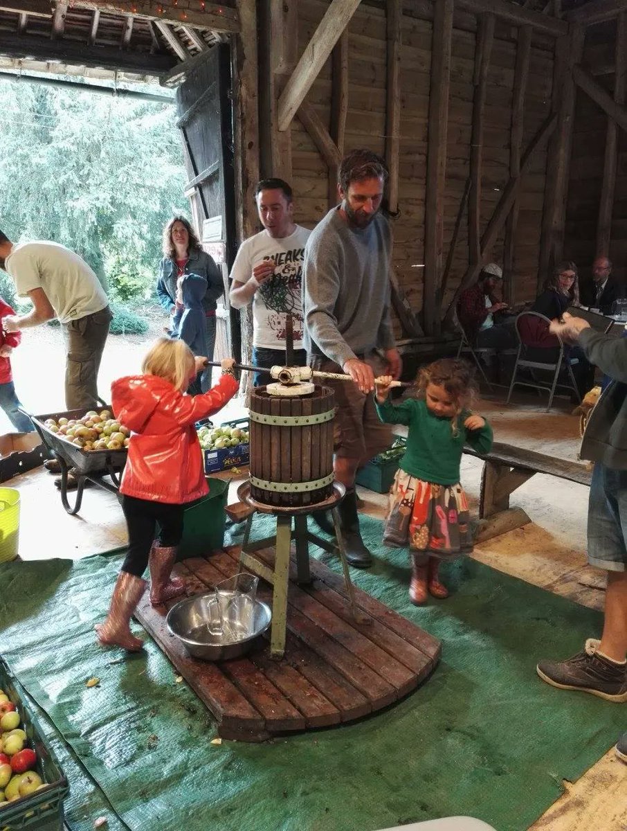 We have a vacancy for Education Convenor - main tasks:     Programme Development,     Promotion and Marketing, Course and Event Management and Organisational Communication. Full details: buff.ly/3PBdNtL