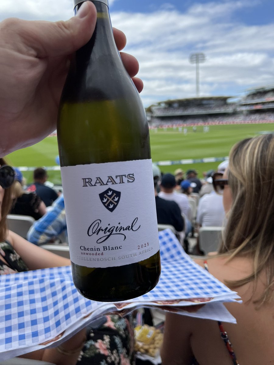 Nothing like a refreshing Chenin at the cricket <a href="/CheninKing/">Bruwer Raats</a>