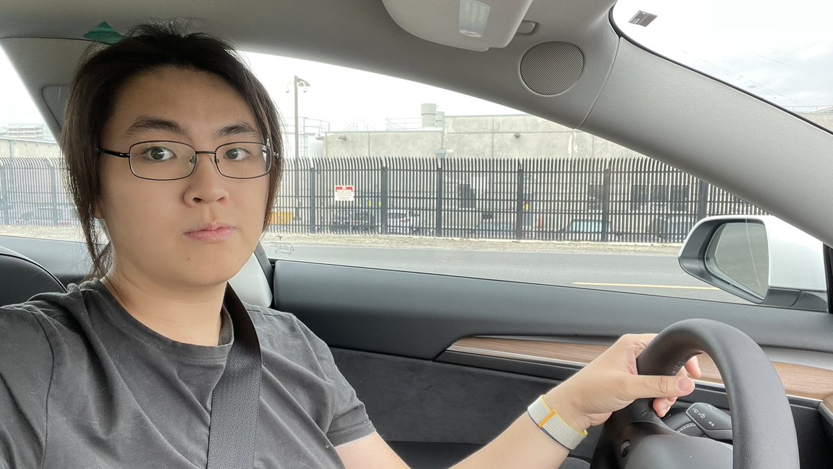 eggrins's tweet image. i didn’t expect us-west-2 to look like this