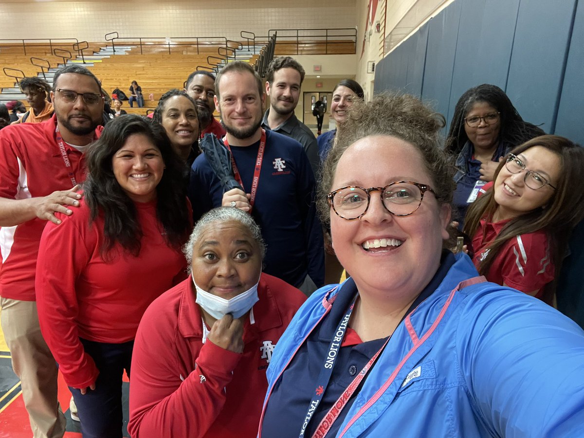 Lions Varsity Football & an admin selfie. Meet the Lions last night was a huge success. Showcasing our band, dance & cheer teams, DJ club, JROTC officers, and fall athletes. #lionsden #handlehardbetter